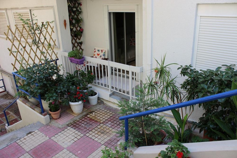 Ferienwohnung Style And Comfort 8 Min From Acropolis Museum By Yha Athen Exterior foto